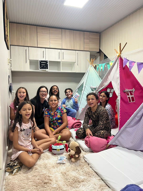 Festa do pijama organizada com acompanhamento - toca do coelho (15)